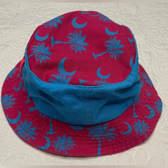 Bucket Hat - Picture 2 of 6